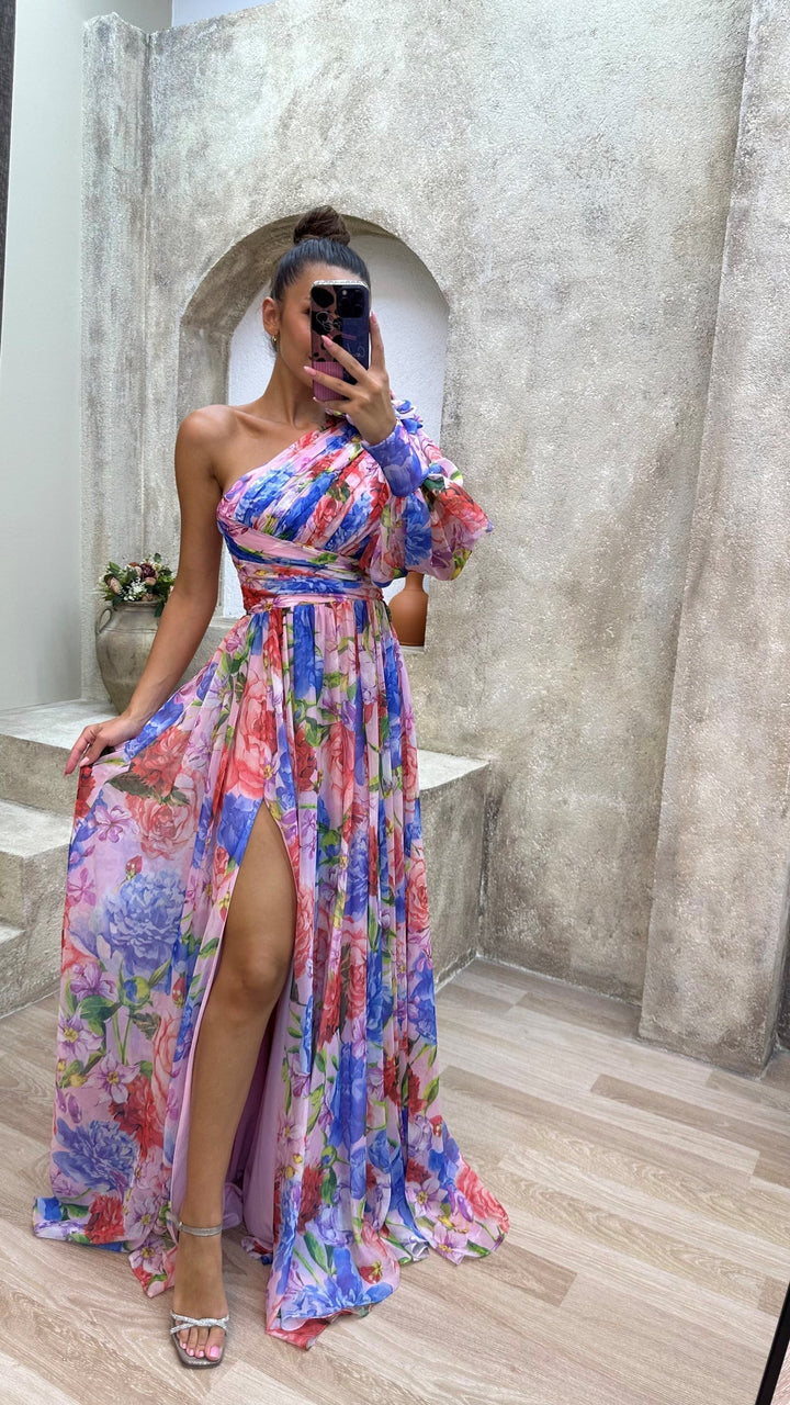 Rochelle™ | Long dress with elegant flow and long sleeves
