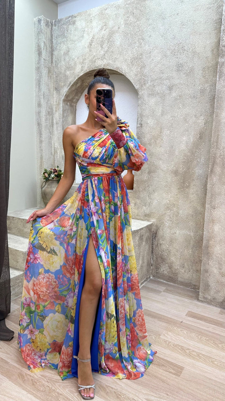 Women’s Dress | Asymmetrical Upper Structure