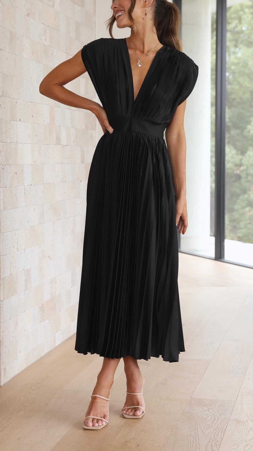 Women's Dress | Pleated Texture Maxi