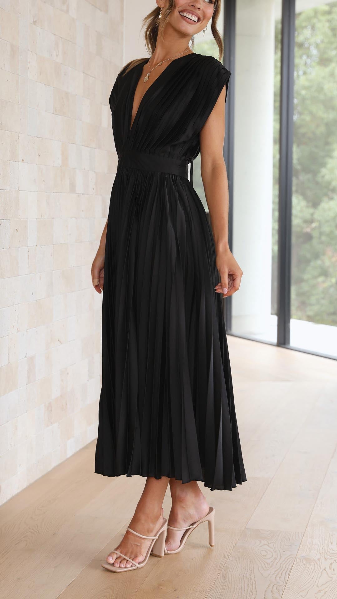 Women's Dress | Pleated Texture Maxi