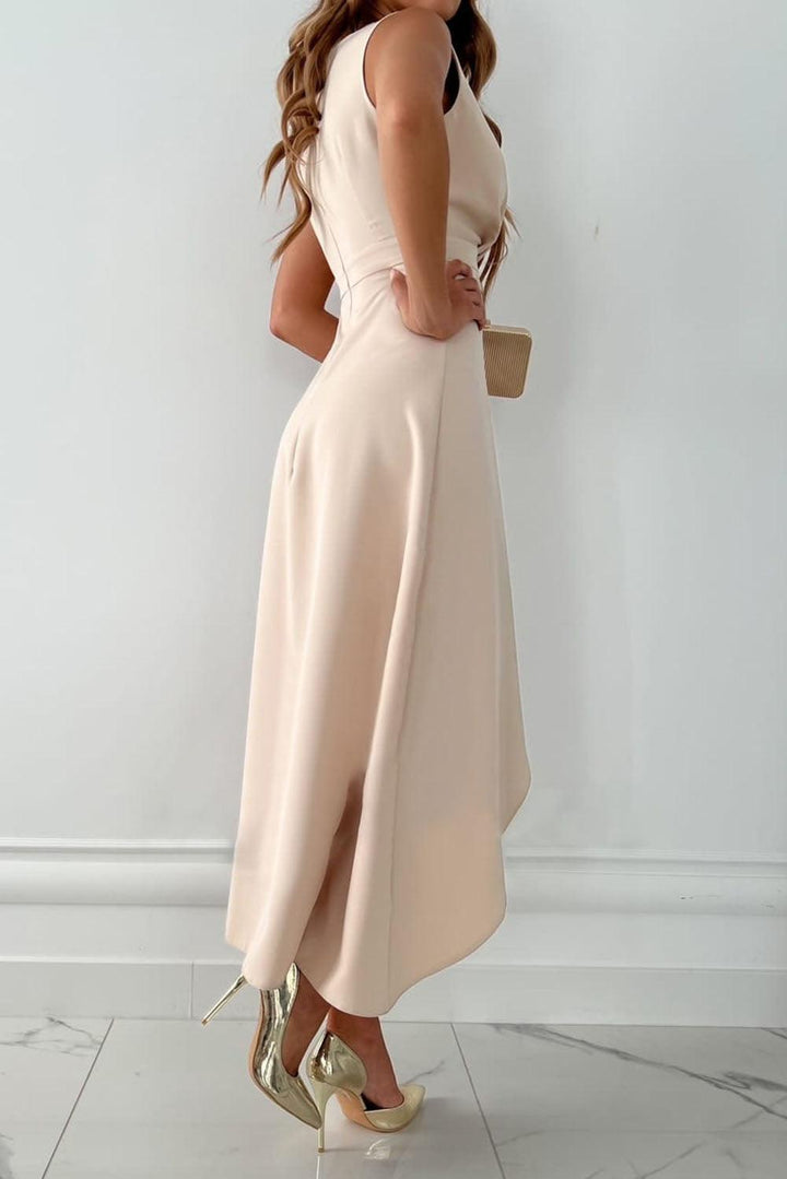 Women's Dress |  V-neckline and Sleeveless