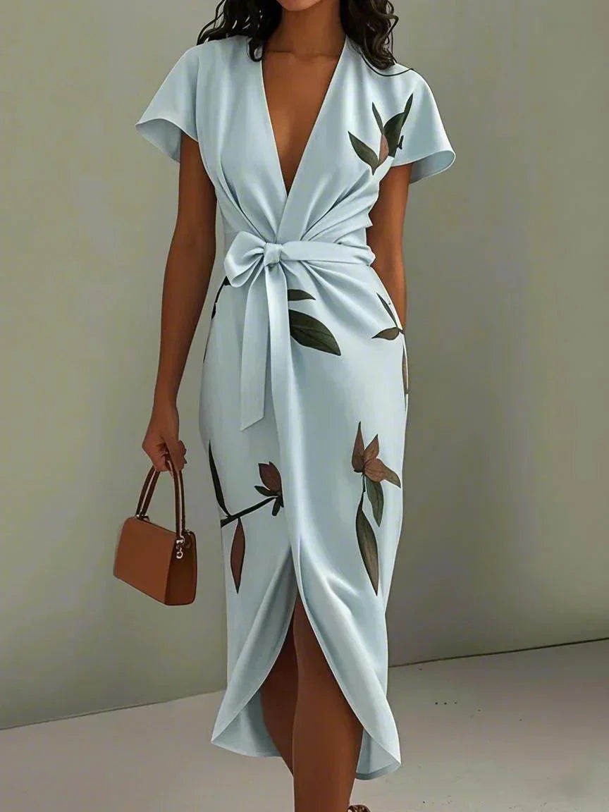 Women’s Dress | Defined Waistline