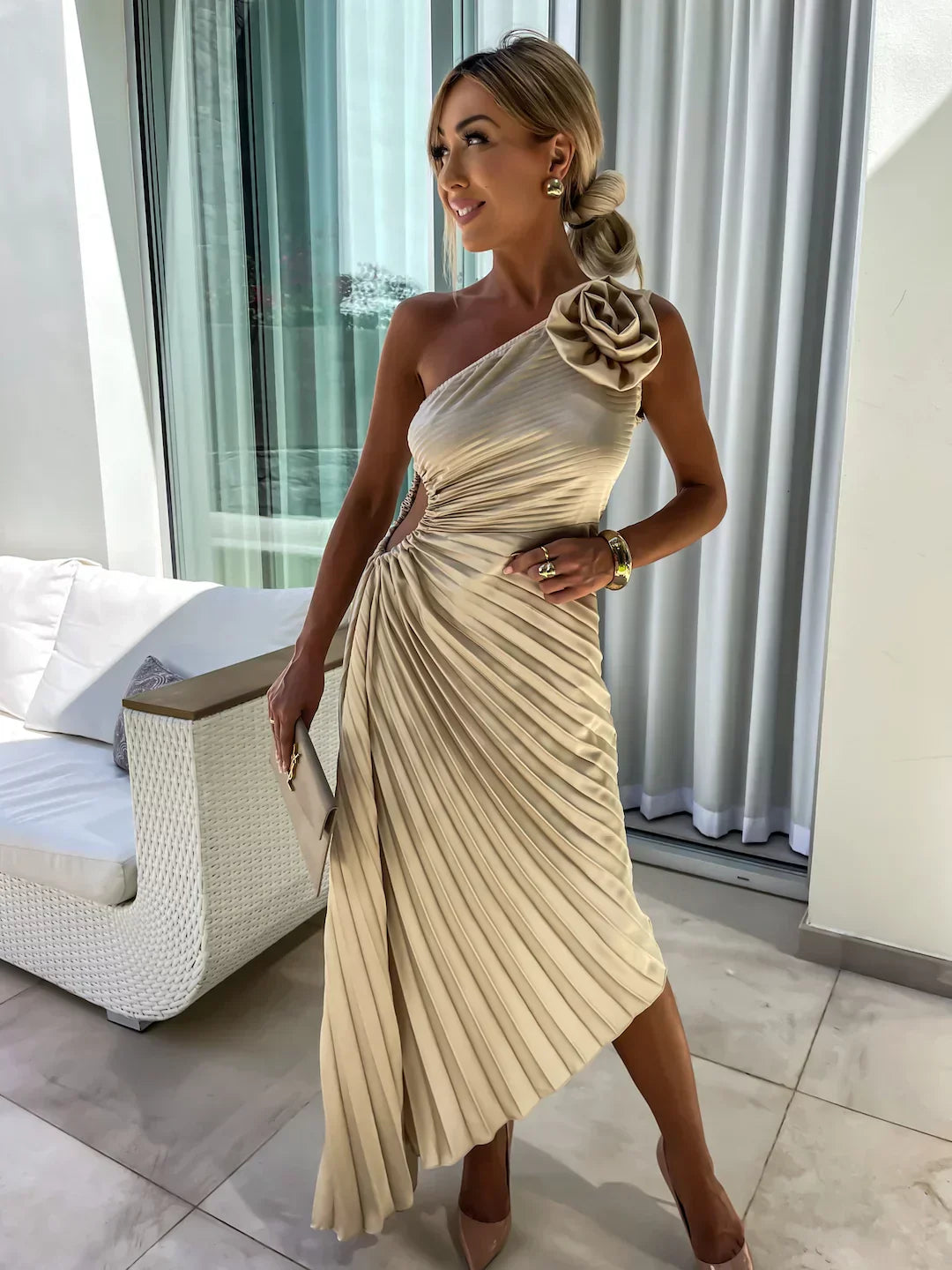 Lizbeth Flower Shoulder Dress
