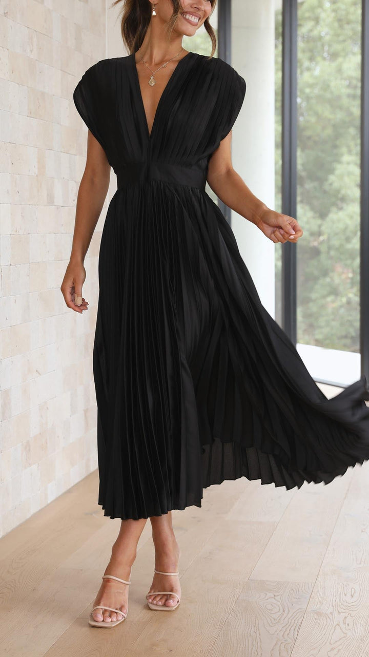 Kaitlyn | Elegant Pleated Wedding Guest Dress